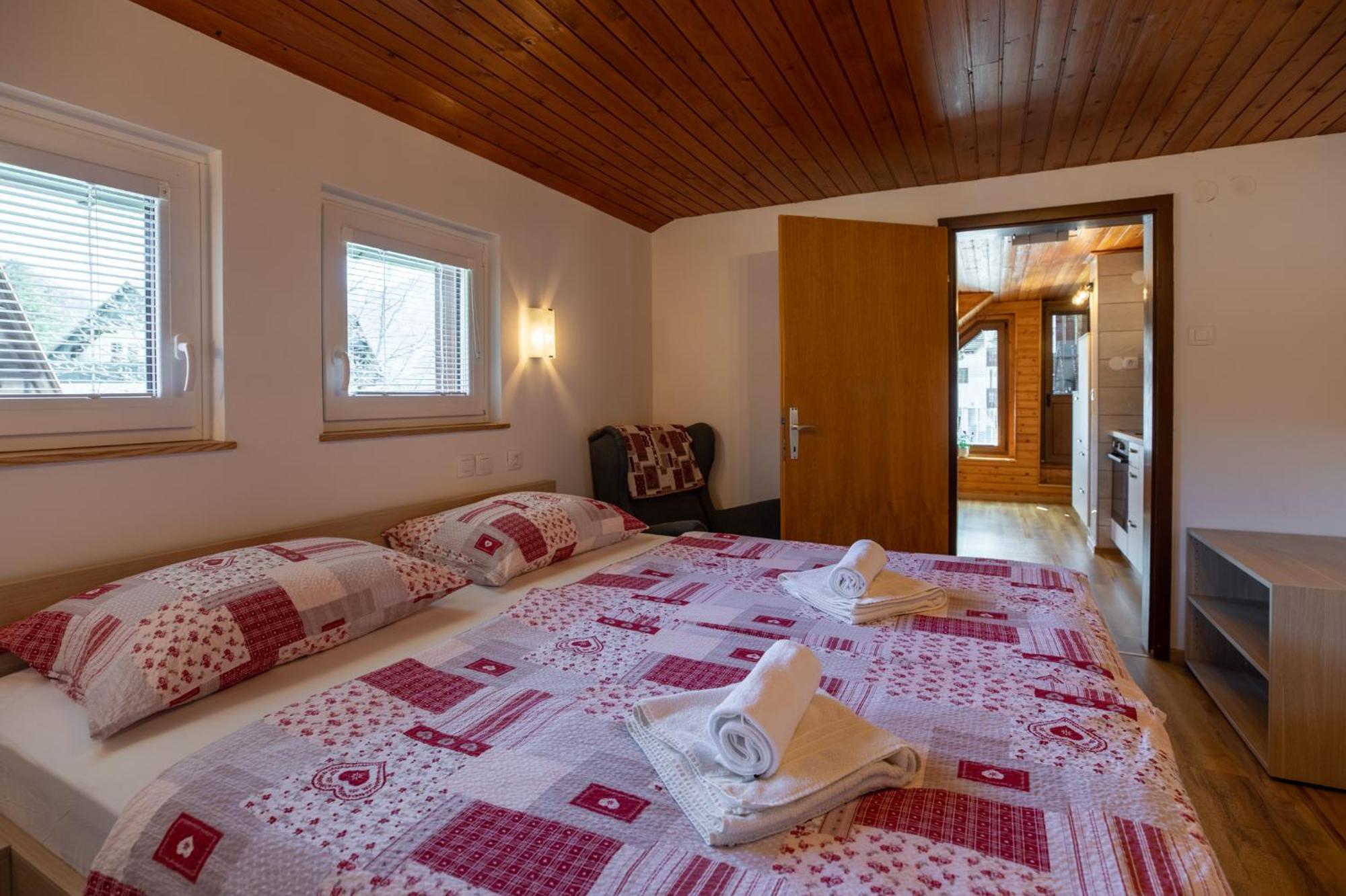 Apartmaji Prezelj Bohinj ภายนอก รูปภาพ